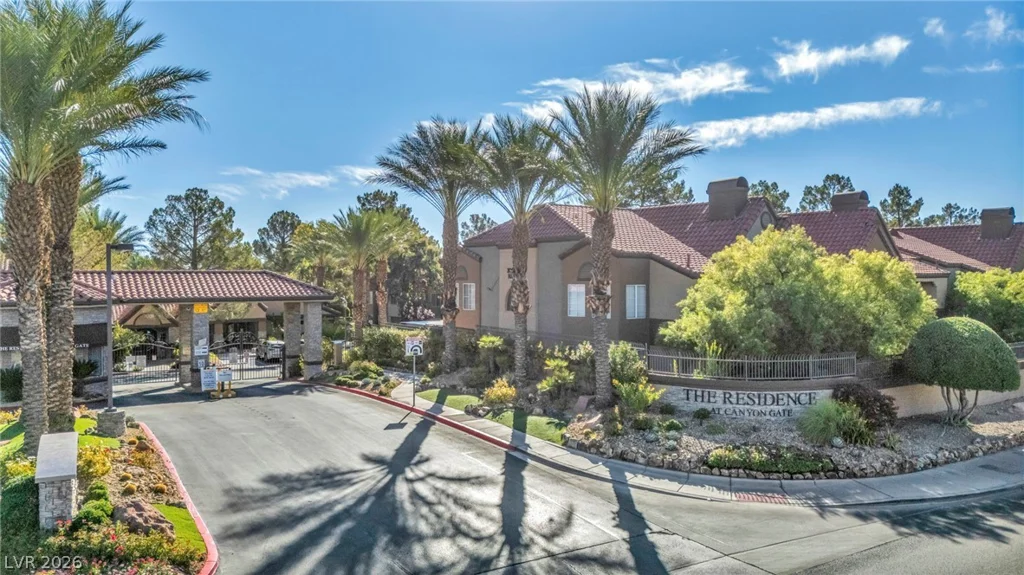 2200 Fort Apache, Las Vegas, NV 89117
