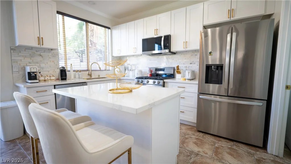 8042 Earl Grey, Las Vegas, NV 89117