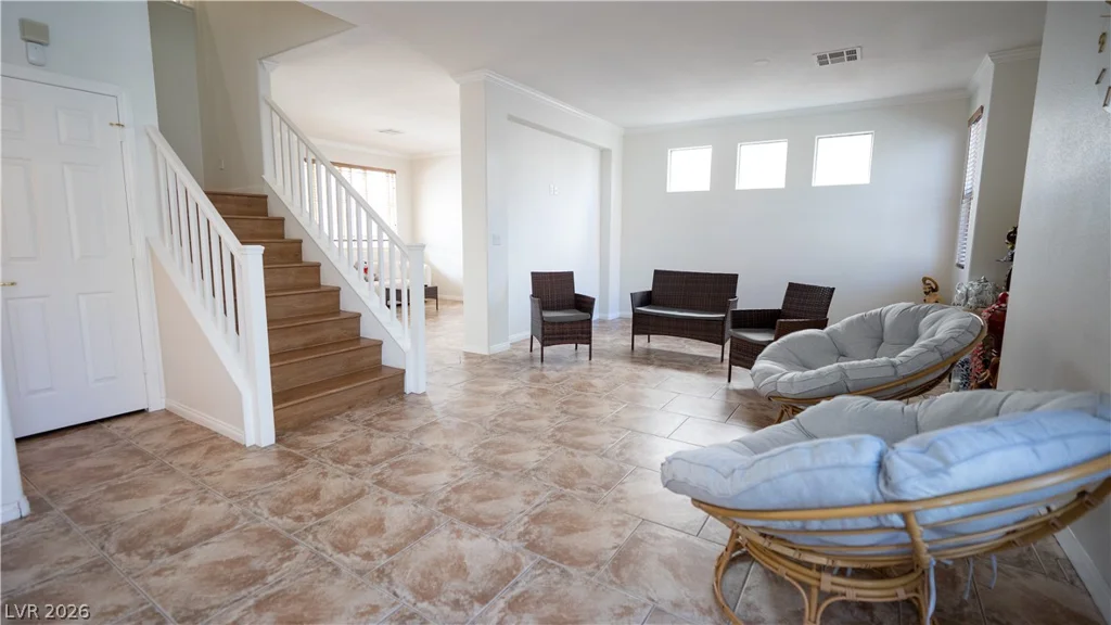 8042 Earl Grey, Las Vegas, NV 89117