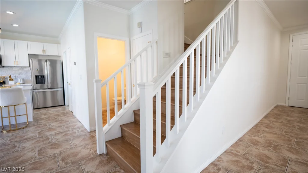 8042 Earl Grey, Las Vegas, NV 89117