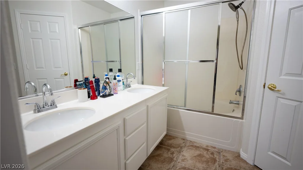 8042 Earl Grey, Las Vegas, NV 89117