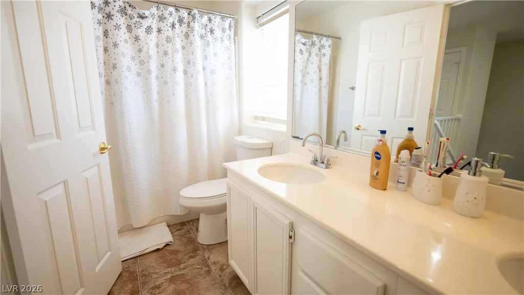 8042 Earl Grey, Las Vegas, NV 89117