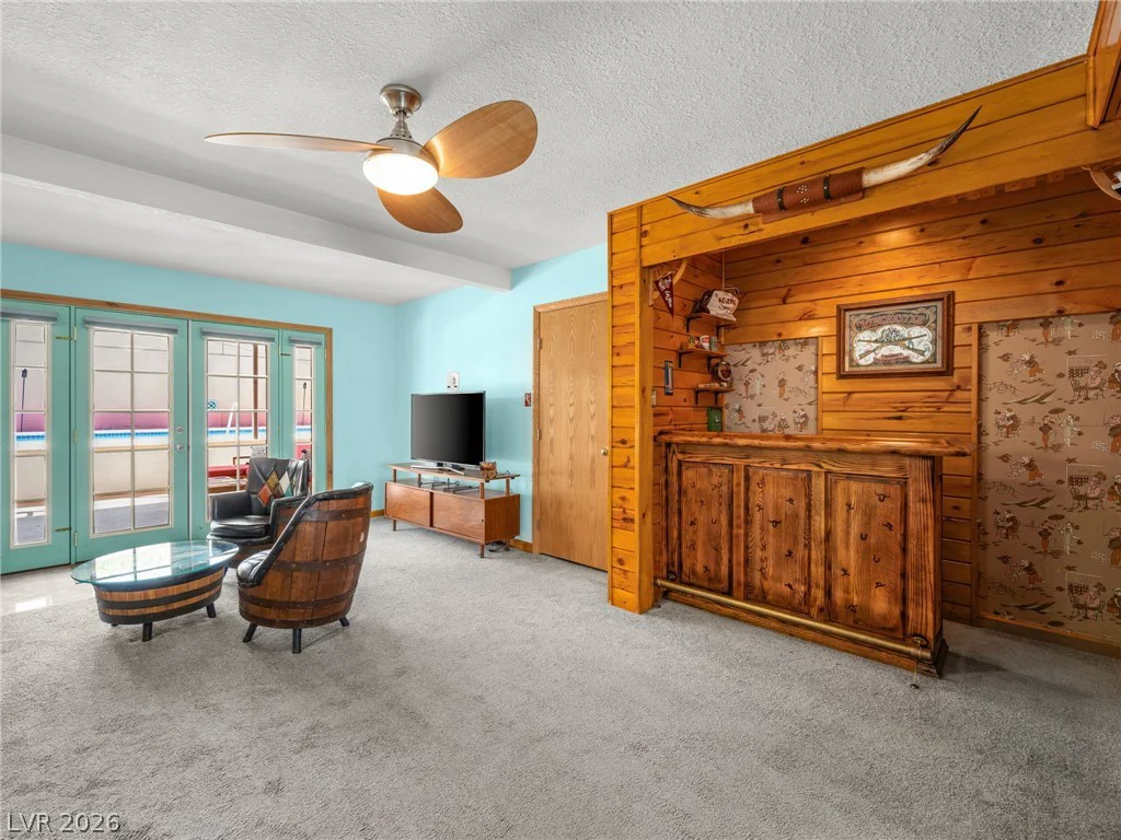 1800 Cochran, Las Vegas, NV 89104