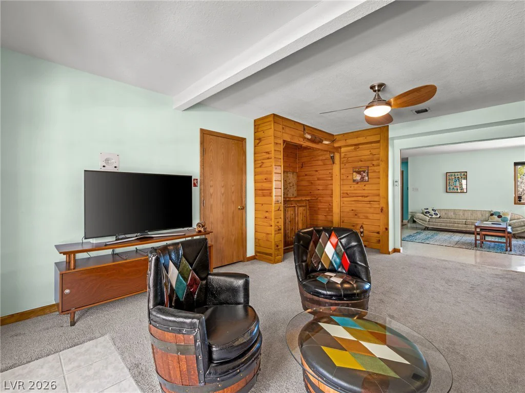 1800 Cochran, Las Vegas, NV 89104