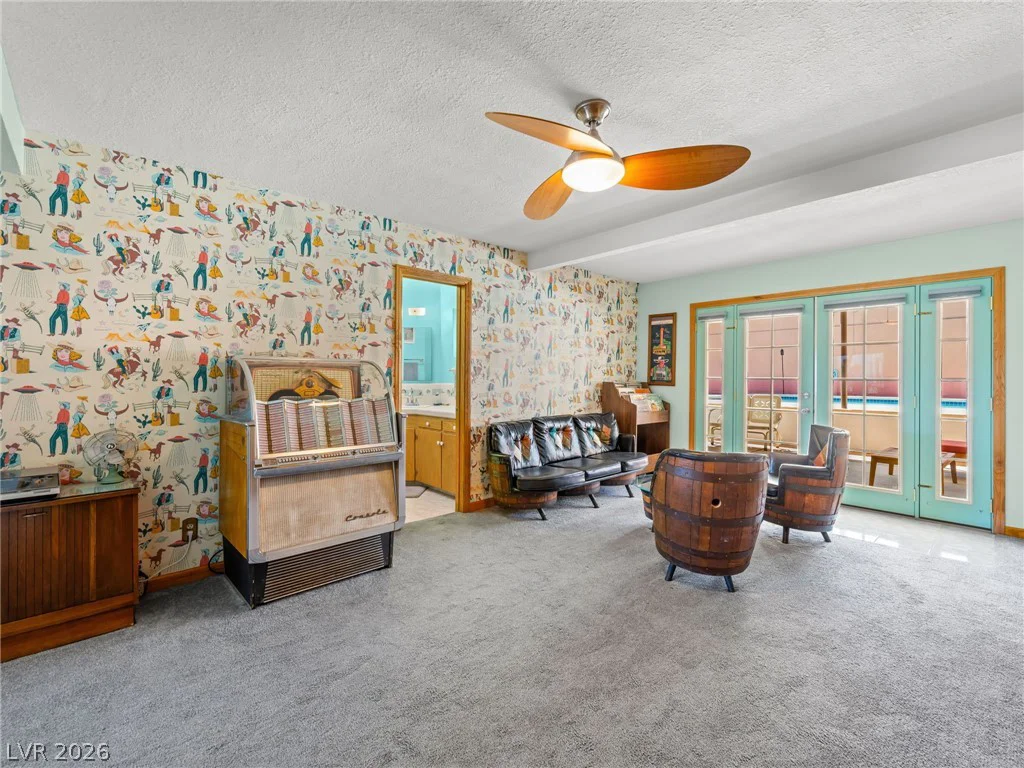 1800 Cochran, Las Vegas, NV 89104