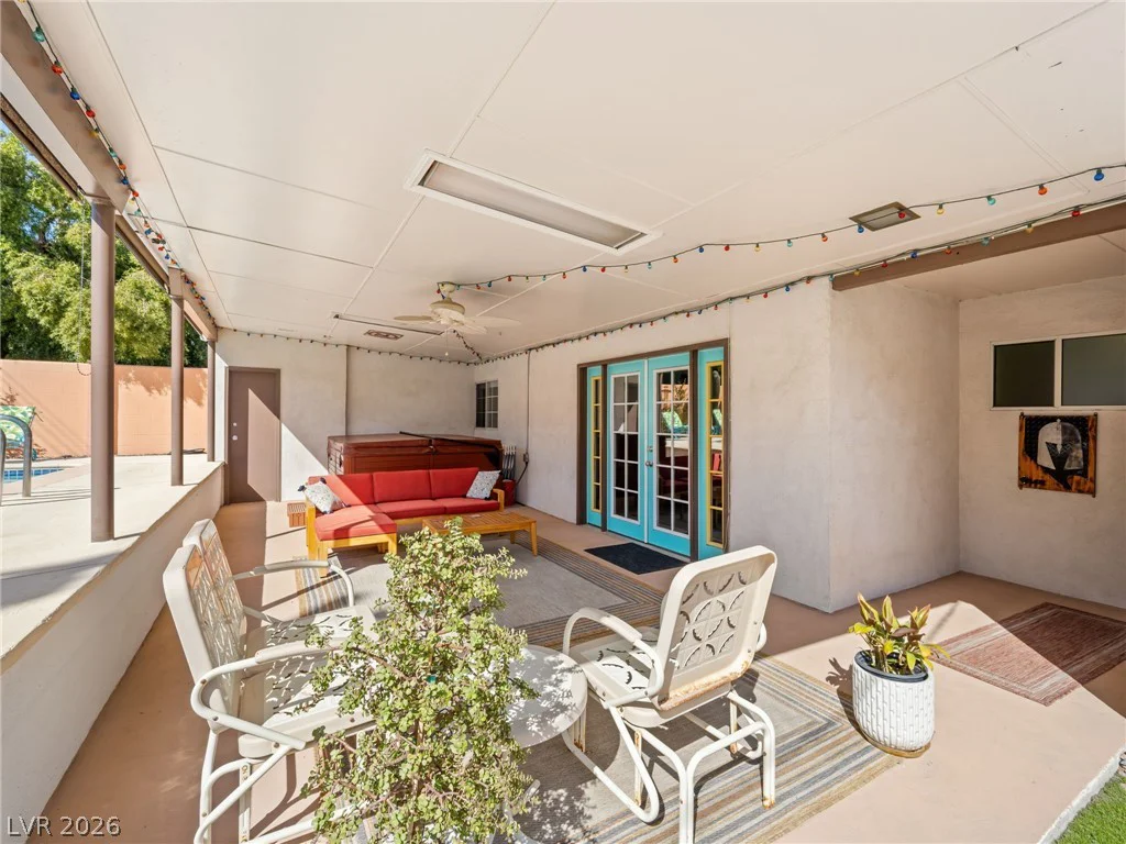1800 Cochran, Las Vegas, NV 89104
