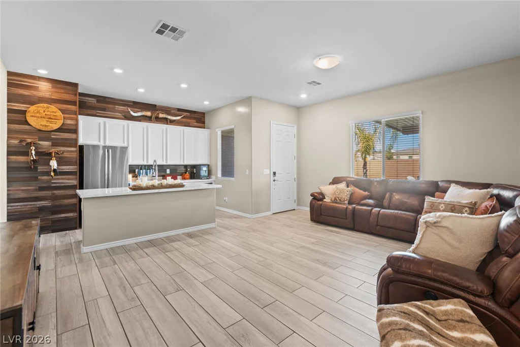 6168 Rockville Creek, Las Vegas, NV 89149