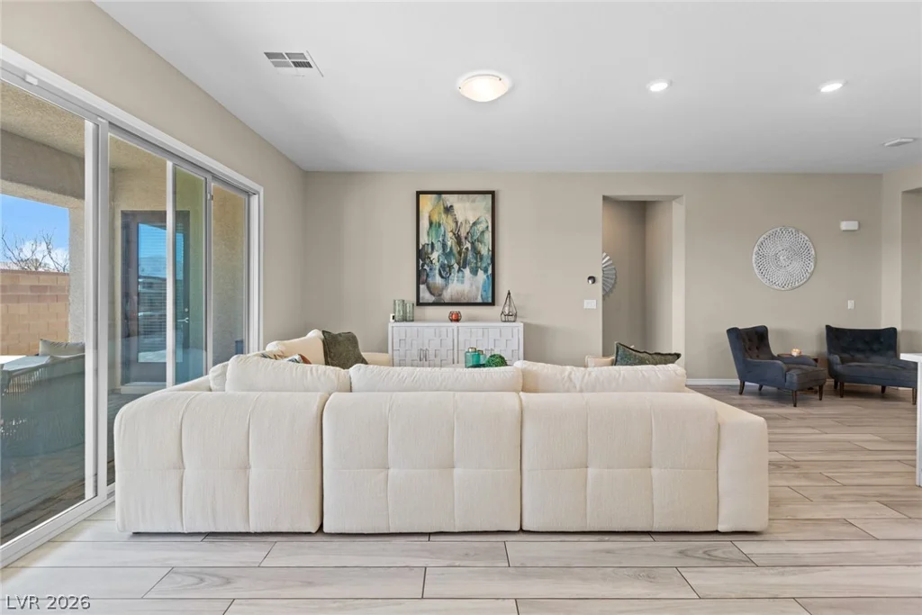 6168 Rockville Creek, Las Vegas, NV 89149