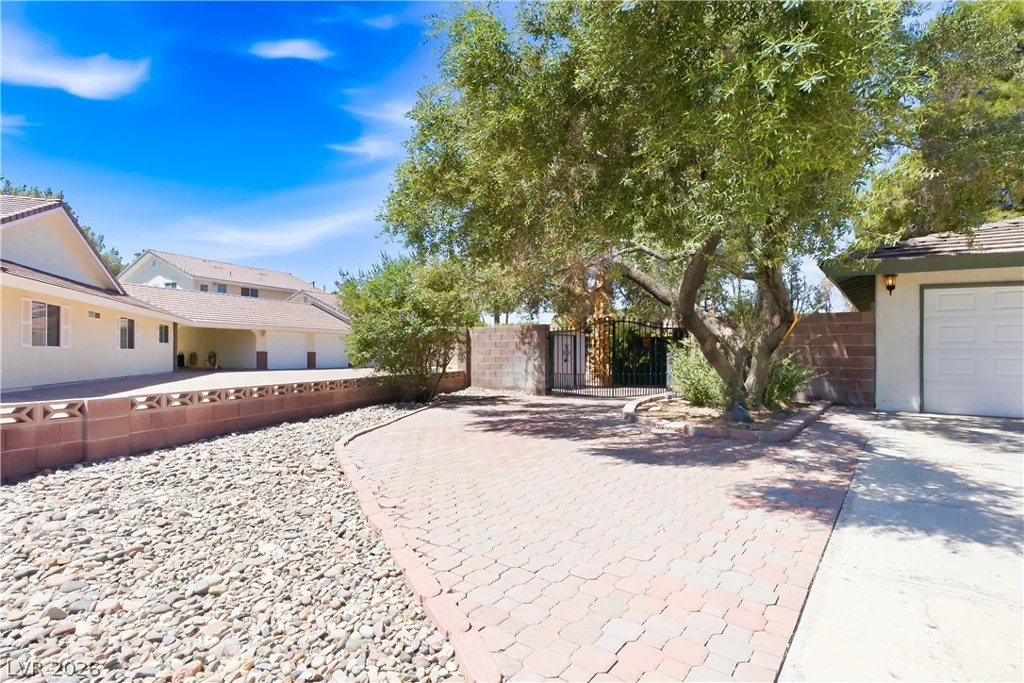 5759 Hedgehaven, Las Vegas, NV 89120