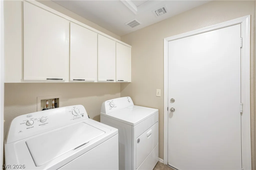 2552 Highvale, Las Vegas, NV 89134