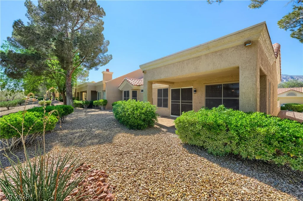 2552 Highvale, Las Vegas, NV 89134
