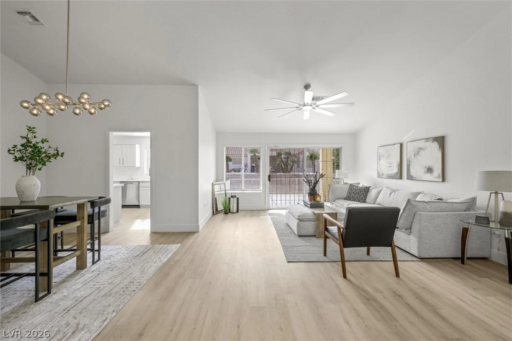 2517 Desert Sands, Las Vegas, NV 89134