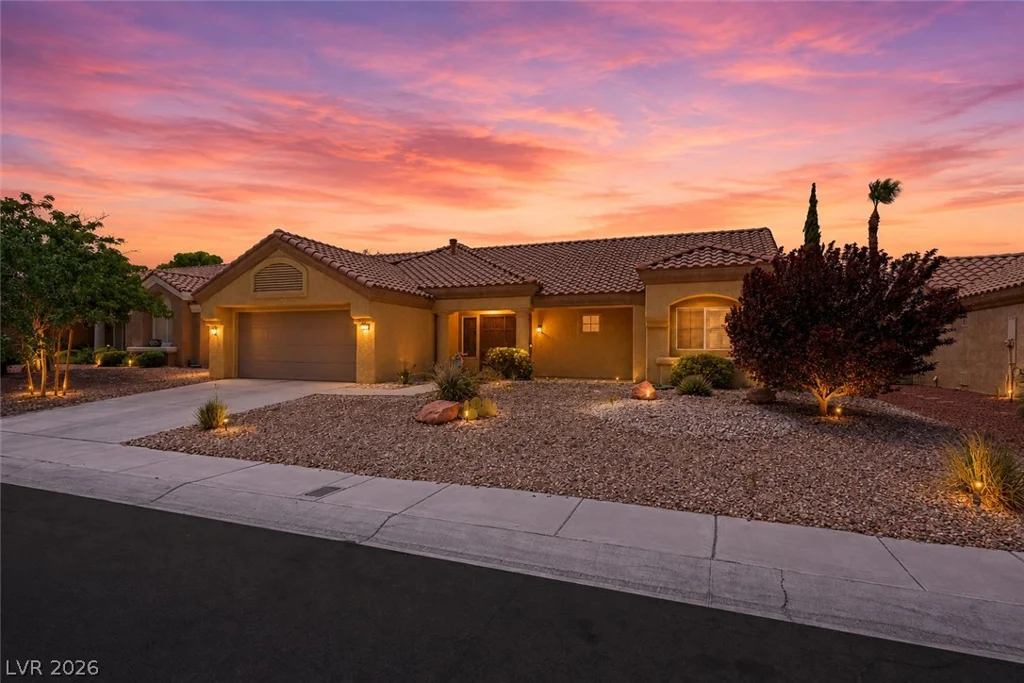 2517 Desert Sands, Las Vegas, NV 89134