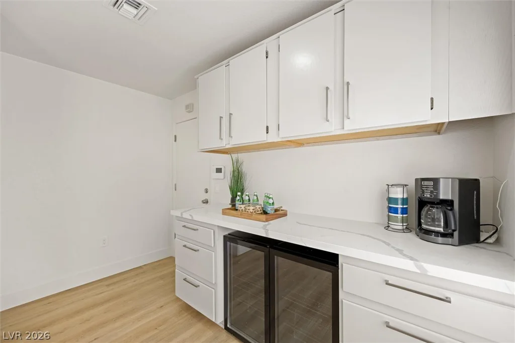 2517 Desert Sands, Las Vegas, NV 89134