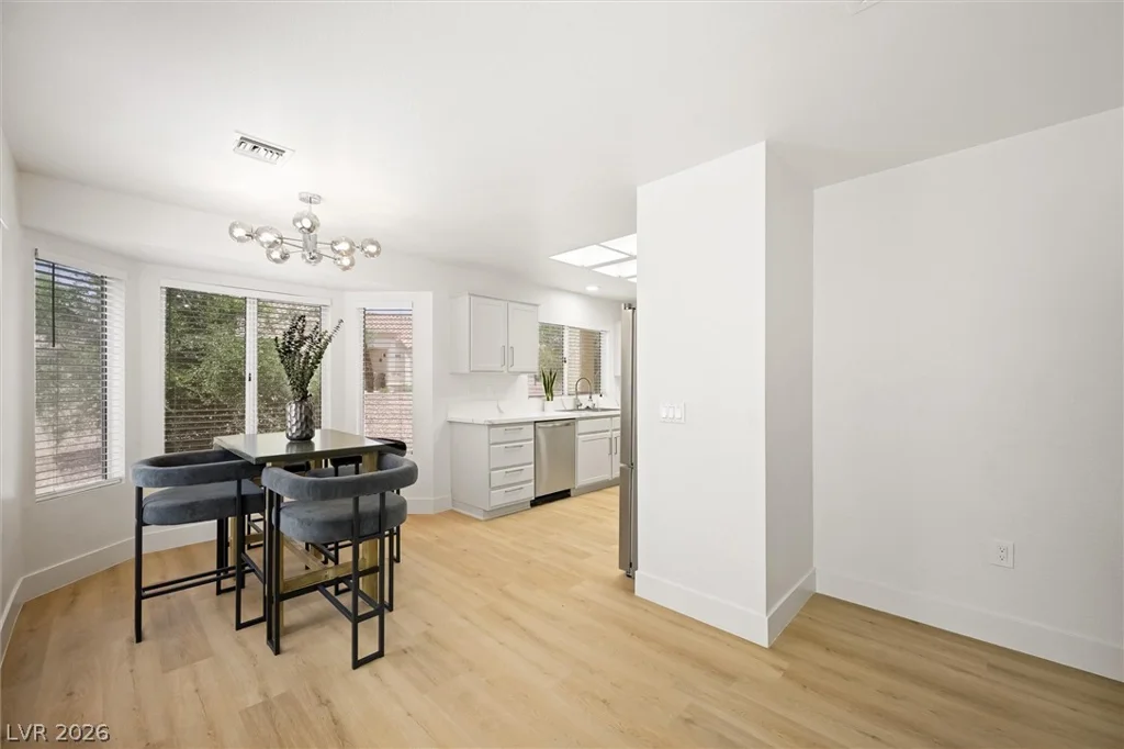 2517 Desert Sands, Las Vegas, NV 89134