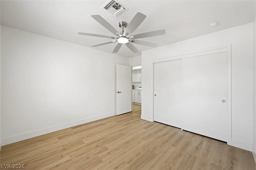 2517 Desert Sands, Las Vegas, NV 89134