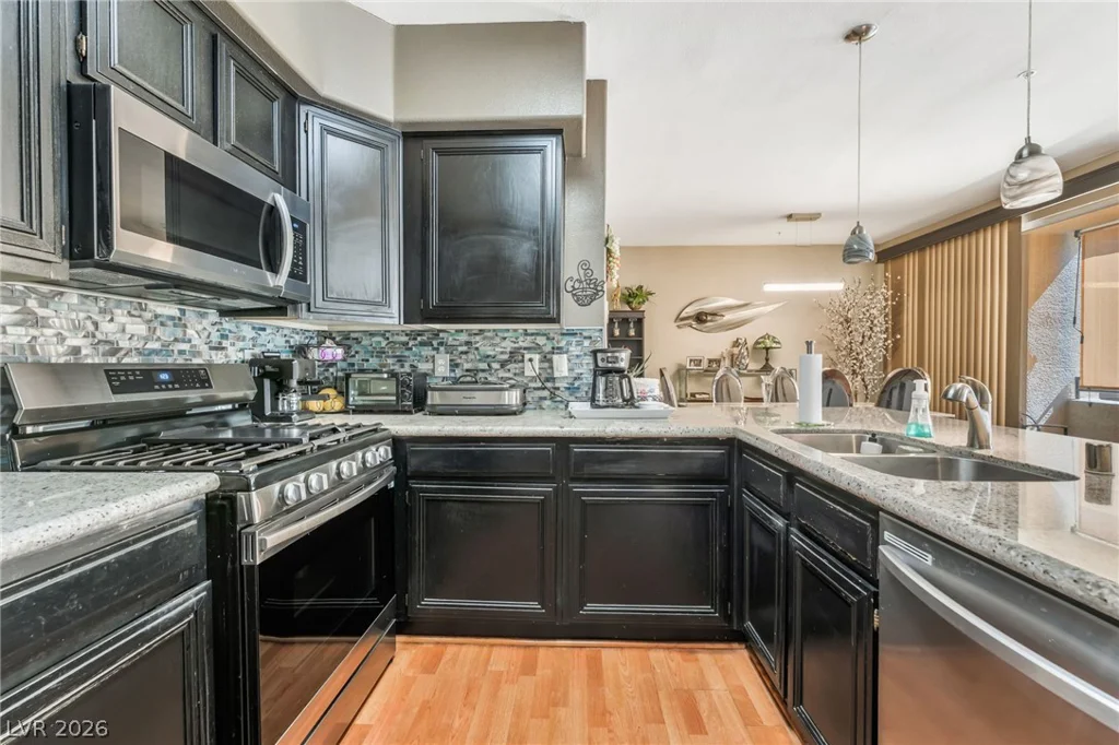 7173 Durango, Las Vegas, NV 89113