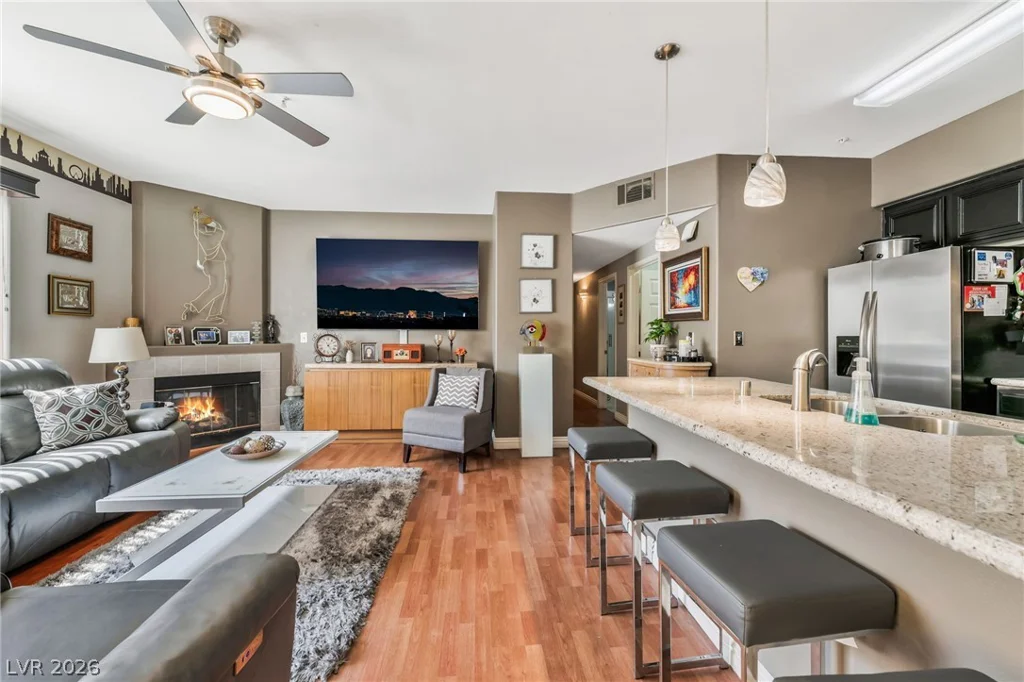 7173 Durango, Las Vegas, NV 89113