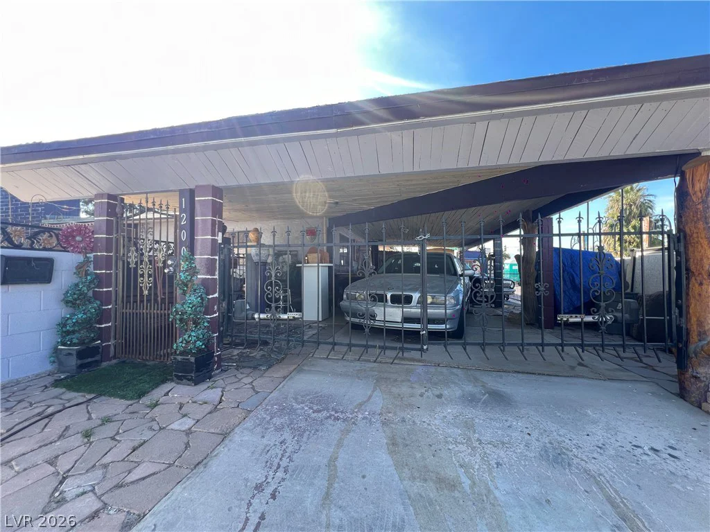 1200 Franklin, Las Vegas, NV 89104