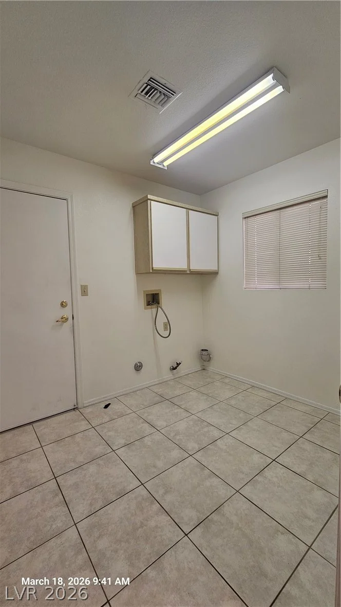 9912 Rosamond, Las Vegas, NV 89134