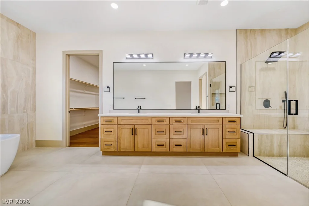 8755 Hickam, Las Vegas, NV 89129