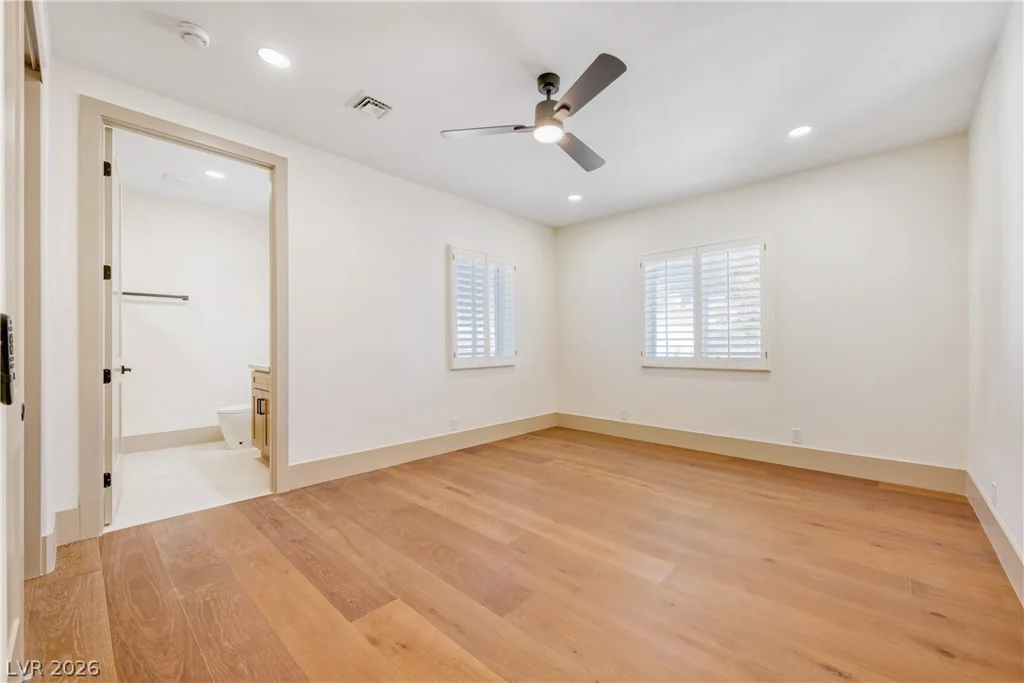 8755 Hickam, Las Vegas, NV 89129