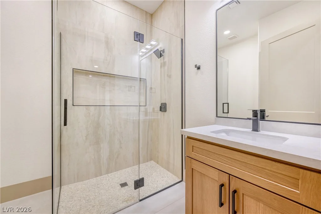 8755 Hickam, Las Vegas, NV 89129