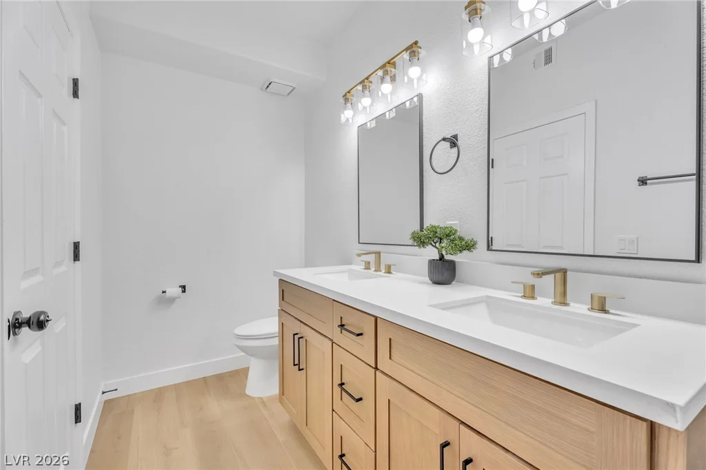 5225 Reno, Las Vegas, NV 89118