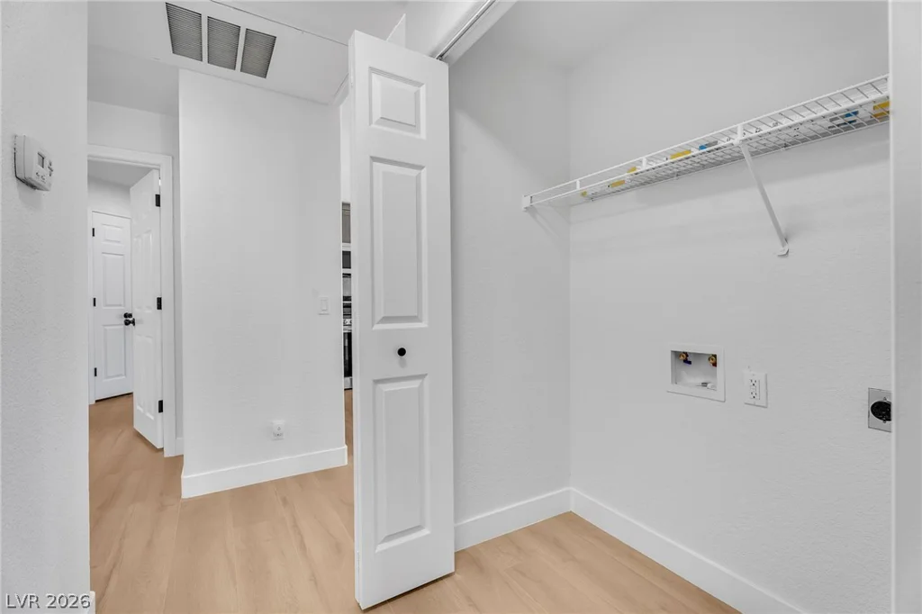 5225 Reno, Las Vegas, NV 89118