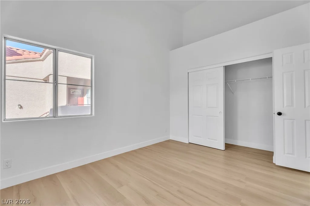 5225 Reno, Las Vegas, NV 89118