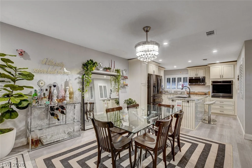 4425 Woodpine, Las Vegas, NV 89119