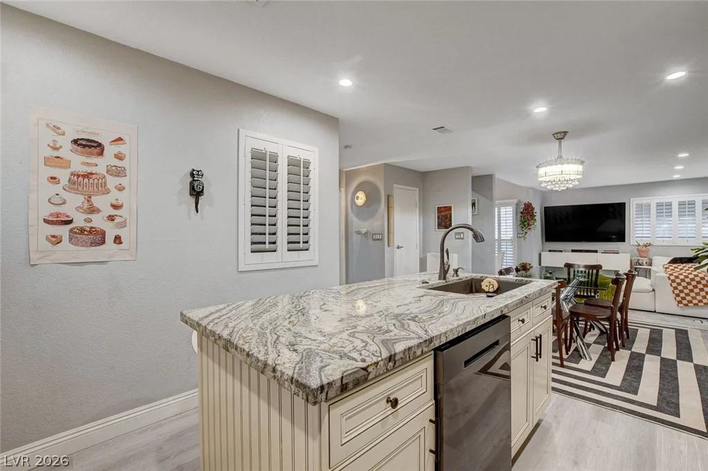 4425 Woodpine, Las Vegas, NV 89119