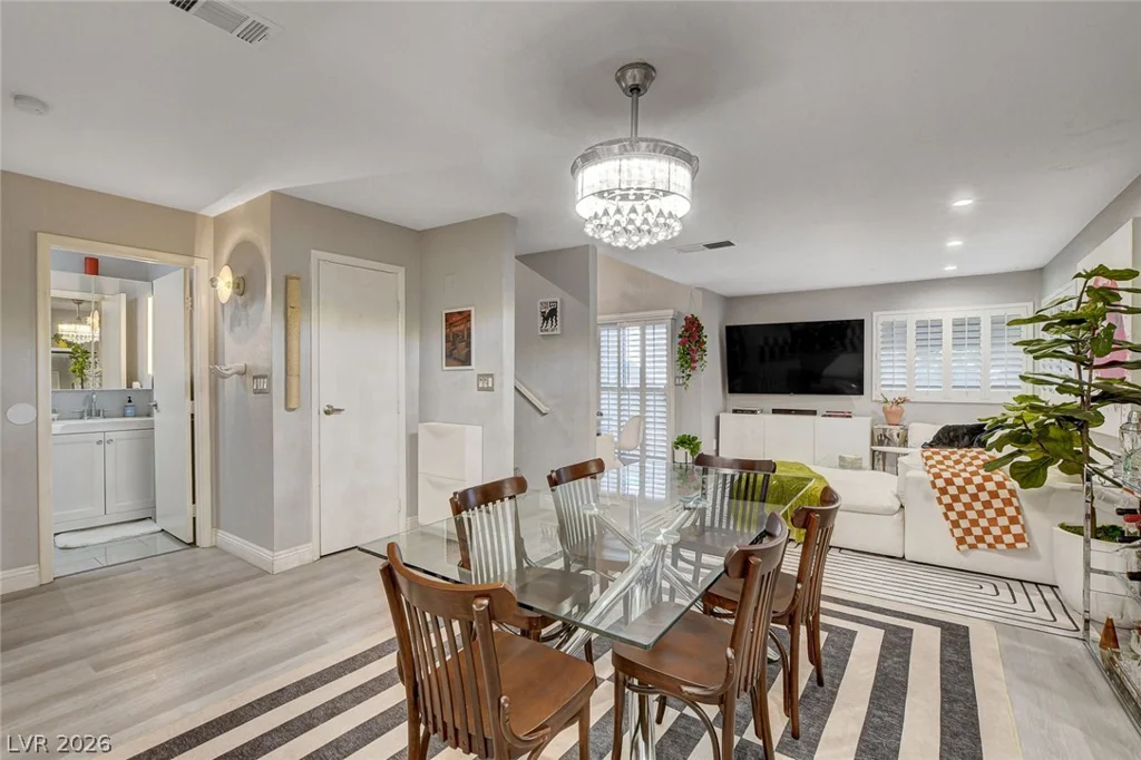 4425 Woodpine, Las Vegas, NV 89119