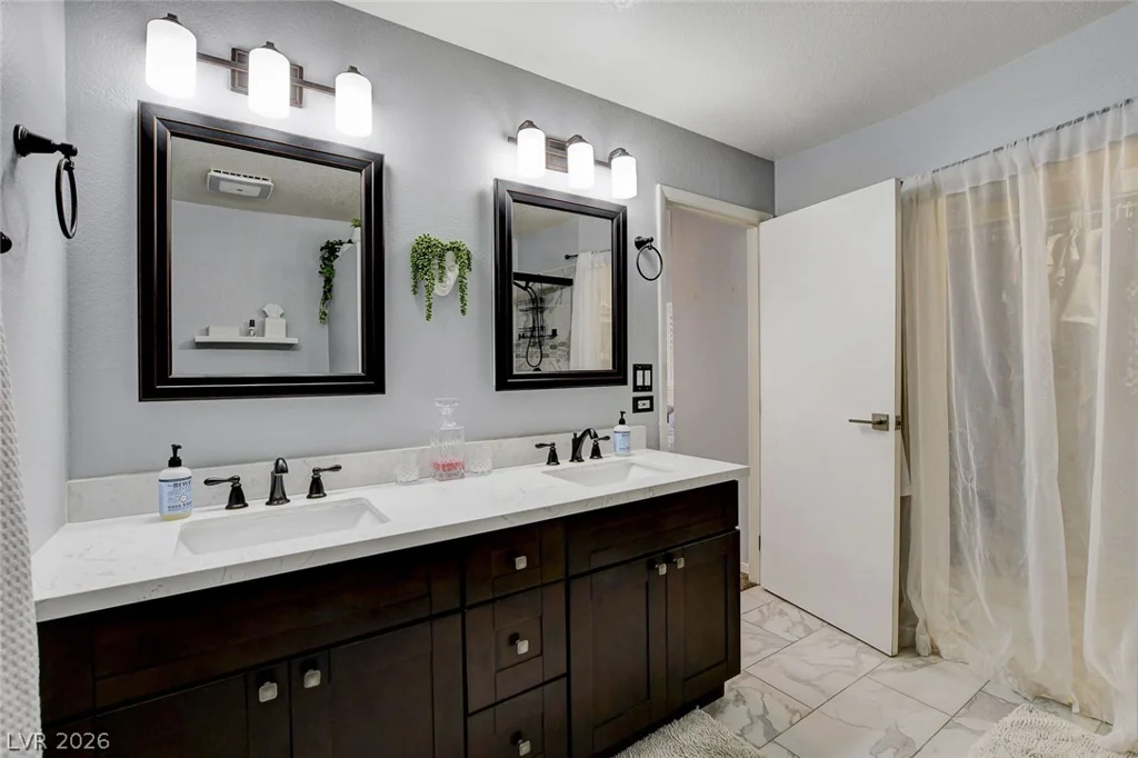 4425 Woodpine, Las Vegas, NV 89119