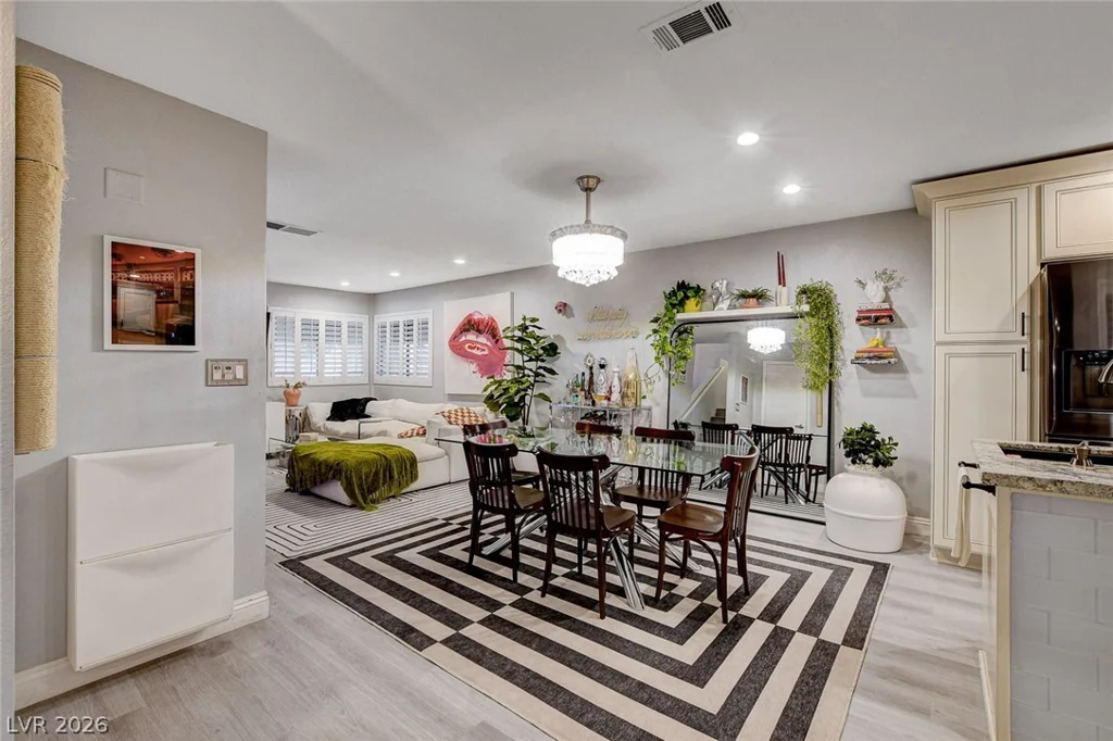 4425 Woodpine, Las Vegas, NV 89119