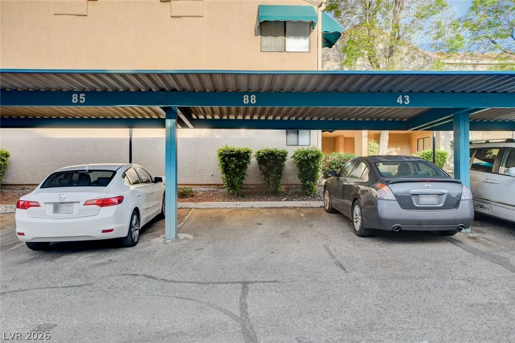 4425 Woodpine, Las Vegas, NV 89119