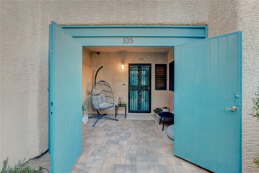 4425 Woodpine, Las Vegas, NV 89119