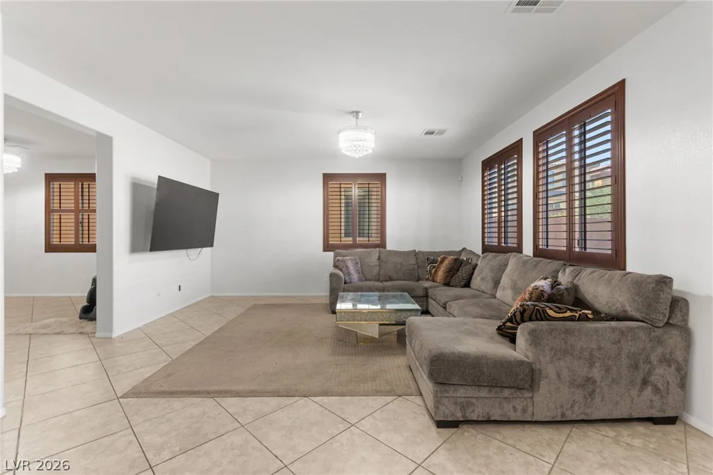 7584 Engleberg, Las Vegas, NV 89178