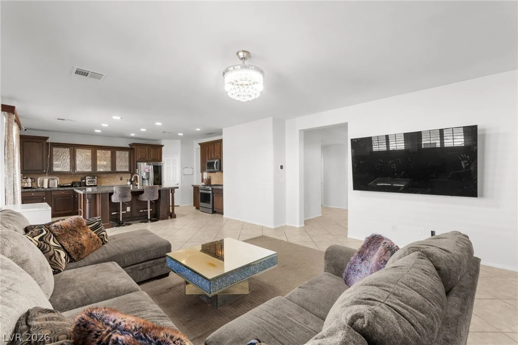 7584 Engleberg, Las Vegas, NV 89178