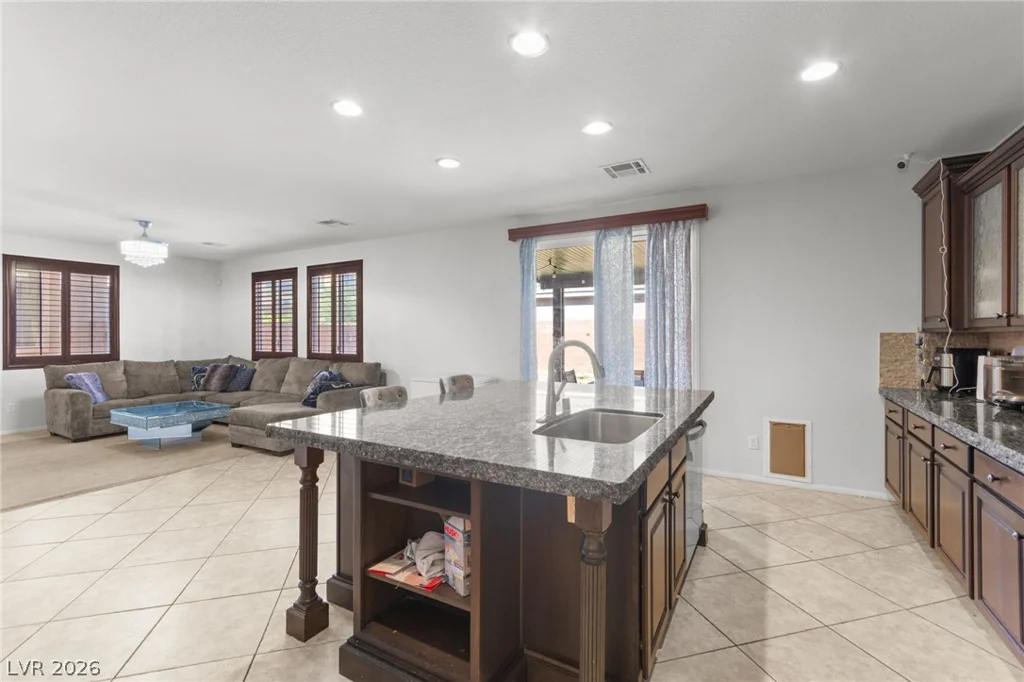 7584 Engleberg, Las Vegas, NV 89178