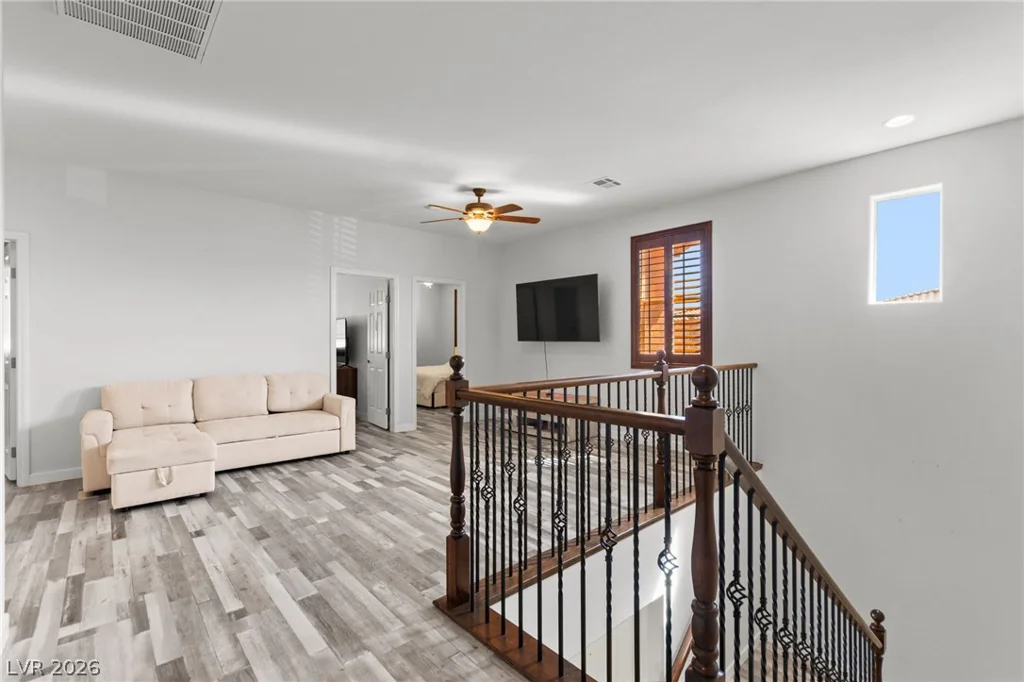 7584 Engleberg, Las Vegas, NV 89178