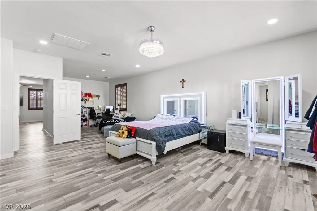 7584 Engleberg, Las Vegas, NV 89178