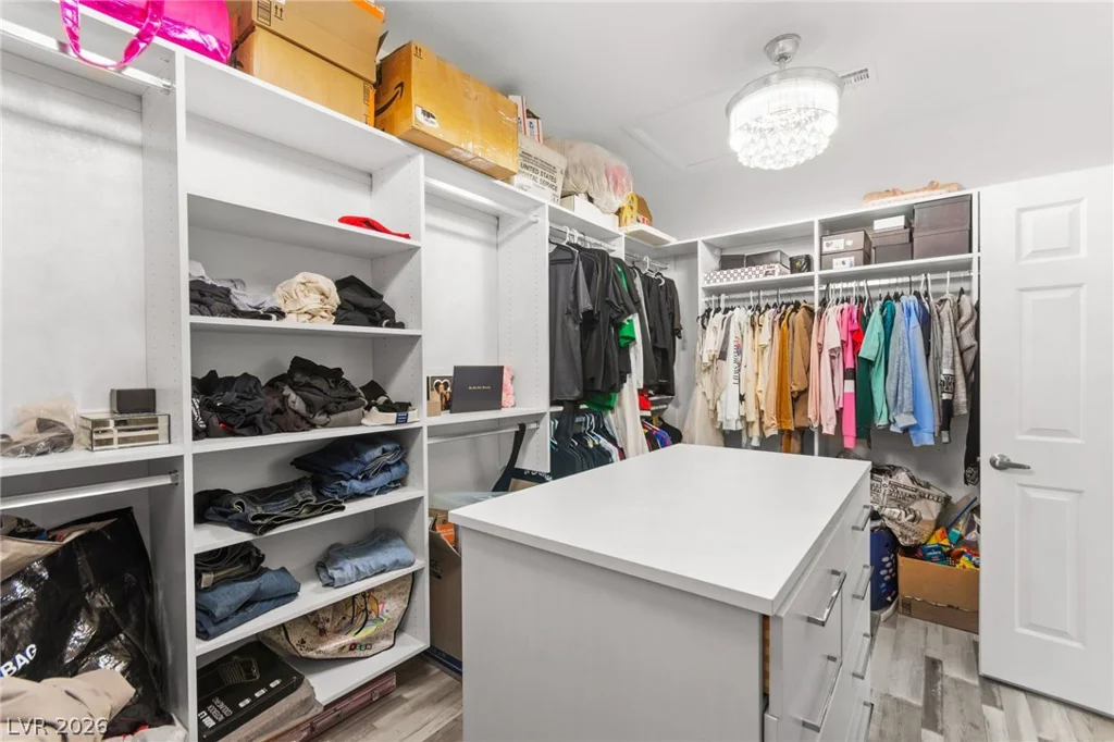 7584 Engleberg, Las Vegas, NV 89178