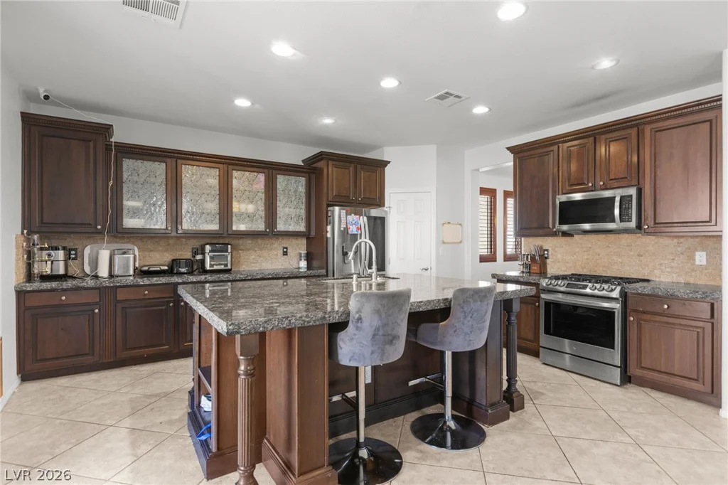 7584 Engleberg, Las Vegas, NV 89178