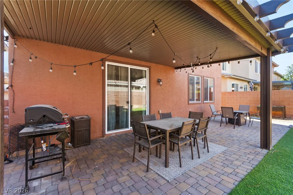 7584 Engleberg, Las Vegas, NV 89178