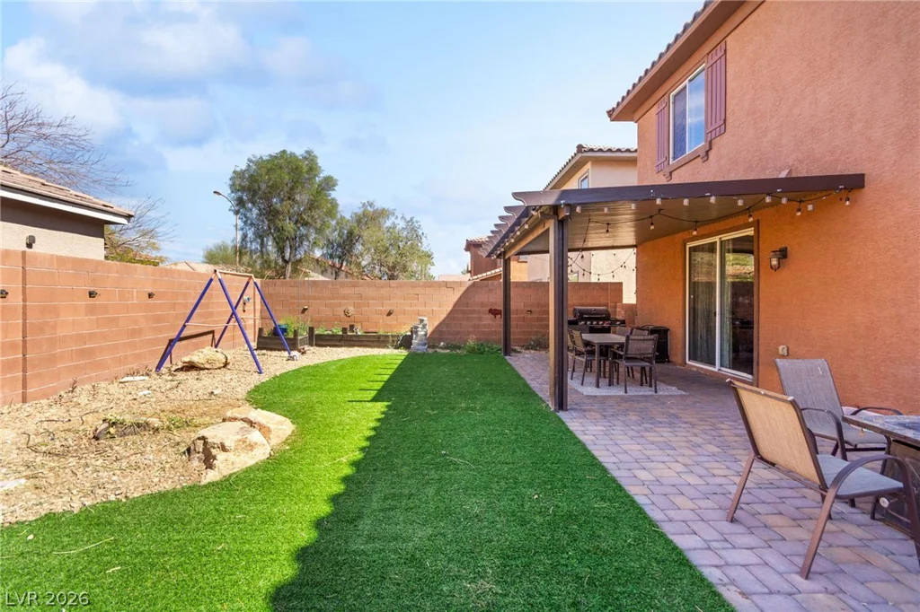 7584 Engleberg, Las Vegas, NV 89178