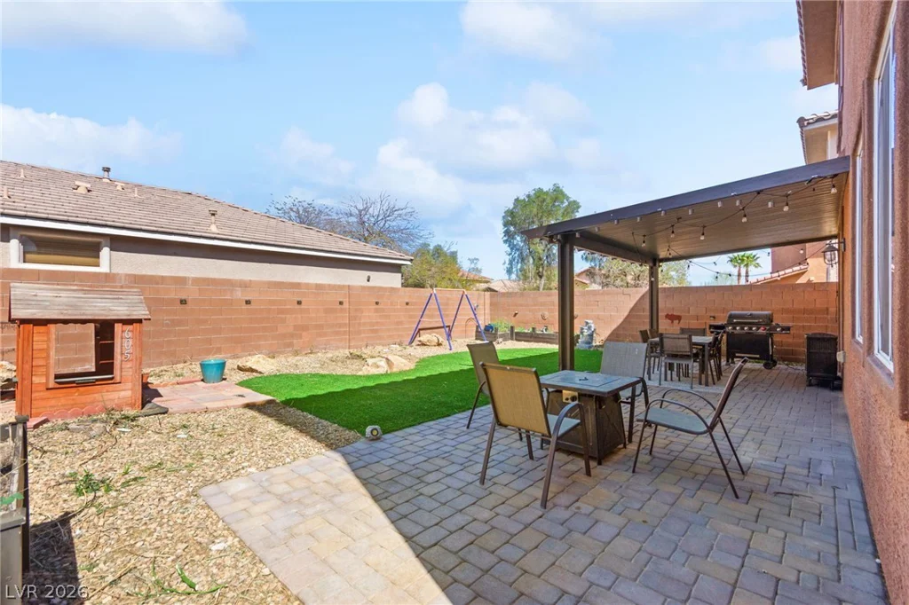 7584 Engleberg, Las Vegas, NV 89178