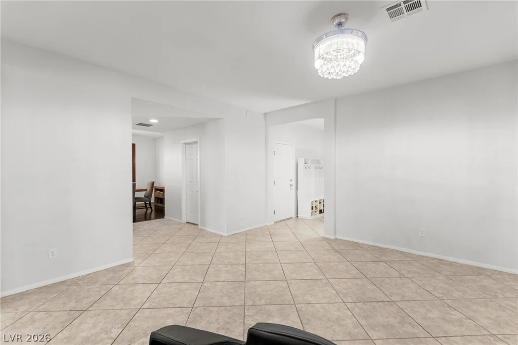7584 Engleberg, Las Vegas, NV 89178