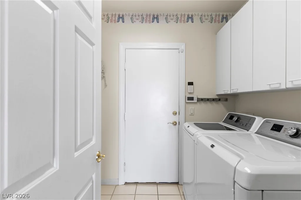 2432 Tour Edition, Henderson, NV 89074