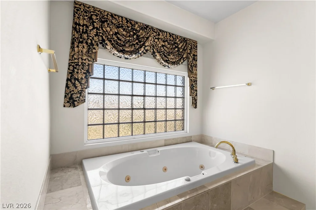 2432 Tour Edition, Henderson, NV 89074